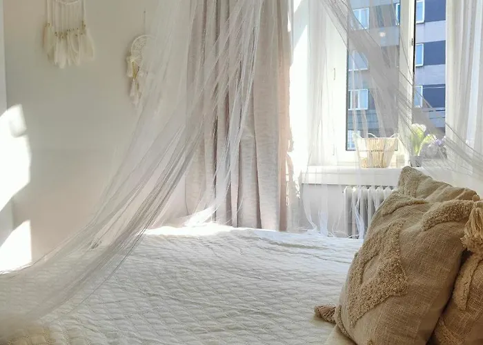 Cozy Small Apartment *